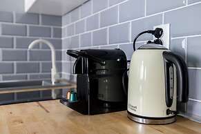 Karmelicka Stylish Apartment by Renters