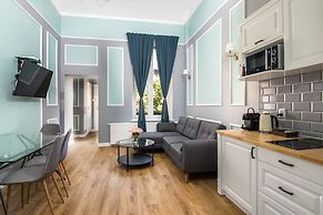 Karmelicka Elegant Apartment by Renters