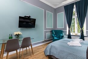 Karmelicka Stylish Studio by Renters