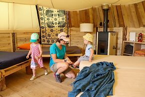 Village Tipi