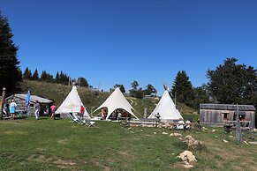 Village Tipi
