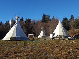Village Tipi