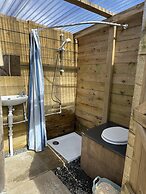 Geodome Glamping With sea Views Near Pendine