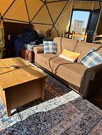 Geodome Glamping With sea Views Near Pendine