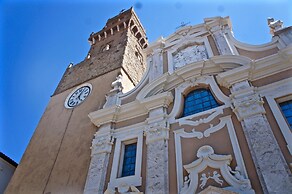 An Ancient Convento in Tuscany now With Pool for a Great Holiday