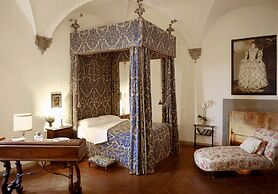 Castello Lorenzo Heart of Tuscany Renaissance Villa With Pool