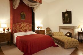 Castello Lorenzo Heart of Tuscany Renaissance Villa With Pool