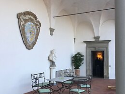 Castello Lorenzo Heart of Tuscany Renaissance Villa With Pool