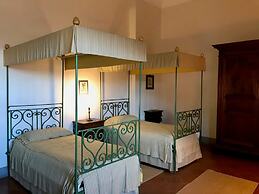 Castello Lorenzo Heart of Tuscany Renaissance Villa With Pool