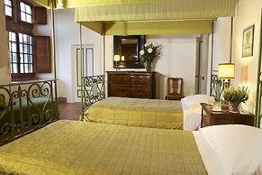 Castello Lorenzo Heart of Tuscany Renaissance Villa With Pool
