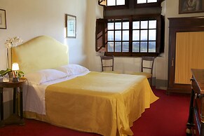 Castello Lorenzo Heart of Tuscany Renaissance Villa With Pool