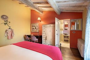 New Casale Volare Stylish Tuscany Farmhouse With House Chef Pool Pet F