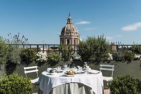 A Penthouse With Garden In Historic Palace in Rome s Historic Center