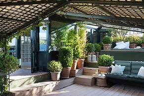 A Penthouse With Garden In Historic Palace in Rome s Historic Center