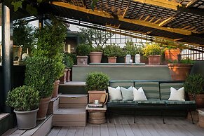 A Penthouse With Garden In Historic Palace in Rome s Historic Center