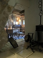 Il Podere di Metato Restored Tuscan Farmhouse With Pool With Views of 