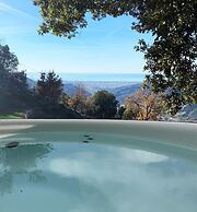 Il Podere di Metato Restored Tuscan Farmhouse With Pool With Views of 