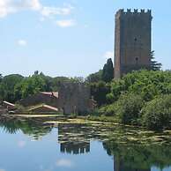 Sermoneta Historic Stone Village House With Pool in a Medieval Hill To