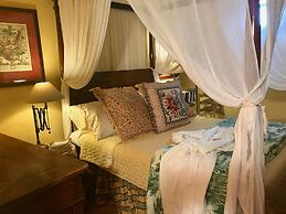Sermoneta Historic Stone Village House With Pool in a Medieval Hill To