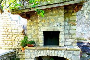 Sermoneta Historic Stone Village House With Pool in a Medieval Hill To