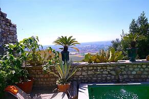 Sermoneta Historic Stone Village House With Pool in a Medieval Hill To