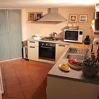 Sermoneta Historic Stone Village House With Pool in a Medieval Hill To