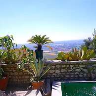 Sermoneta Historic Stone Village House With Pool in a Medieval Hill To