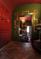 La Palazzina Santa Dorotea Splendid Rome Townhouse With Courtyard Gard