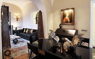 La Palazzina Santa Dorotea Splendid Rome Townhouse With Courtyard Gard