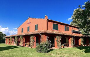 La Civetta - A Splendid 18th Century Farmhouse in Tuscany s Maremma