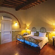 La Civetta - A Splendid 18th Century Farmhouse in Tuscany s Maremma