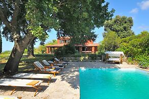La Civetta - A Splendid 18th Century Farmhouse in Tuscany s Maremma