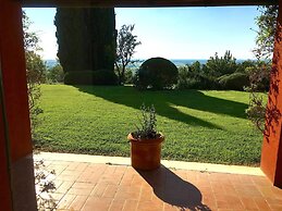 La Civetta - A Splendid 18th Century Farmhouse in Tuscany s Maremma