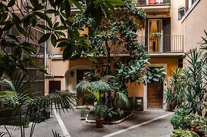 New Listing La Magnolia A C Balcony Office Piazza Navona Spanish Steps