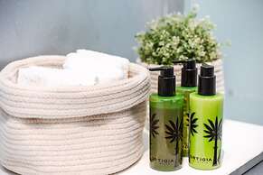 New Listing La Magnolia A C Balcony Office Piazza Navona Spanish Steps