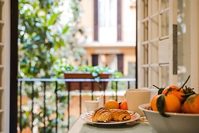 New Listing La Magnolia A C Balcony Office Piazza Navona Spanish Steps