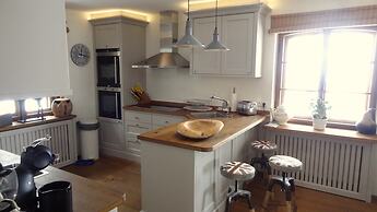 La Pause Musicale Near Salzburg Austria Luxury Chalet Swimming Lake