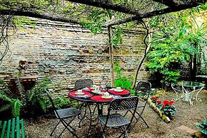 Rome With a Garden Delightful 1 Bedroom Apartment With Private Garden 