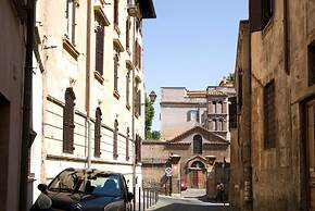 Rome With a Garden Delightful 1 Bedroom Apartment With Private Garden 