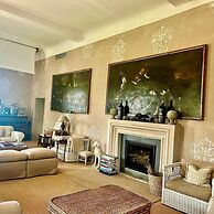 Large Beautiful Villa in Tuscan Hills of Chianti Stunning Gardens and 