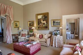 Large Beautiful Villa in Tuscan Hills of Chianti Stunning Gardens and 