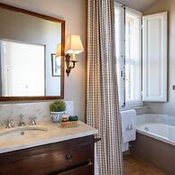 Large Beautiful Villa in Tuscan Hills of Chianti Stunning Gardens and 