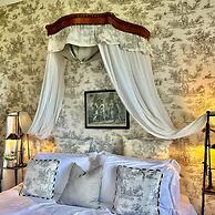 Large Beautiful Villa in Tuscan Hills of Chianti Stunning Gardens and 