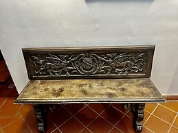 L Ortensia Bianca in Palazzo Ruspoli a Superb Retreat in the Most Eleg