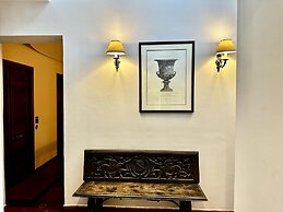 L Ortensia Bianca in Palazzo Ruspoli a Superb Retreat in the Most Eleg