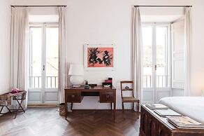Rome an Aristocratic Apartment in Historic Palace Near the Piazza Navo