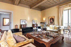 Rome an Aristocratic Apartment in Historic Palace Near the Piazza Navo