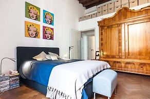 Rome an Aristocratic Apartment in Historic Palace Near the Piazza Navo