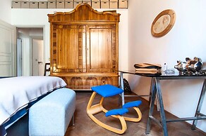 Rome an Aristocratic Apartment in Historic Palace Near the Piazza Navo