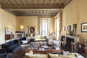 Rome an Aristocratic Apartment in Historic Palace Near the Piazza Navo